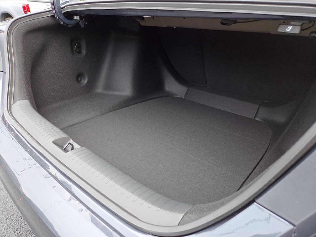 New 2026 Meteorite Gray Metallic Honda SE image 23