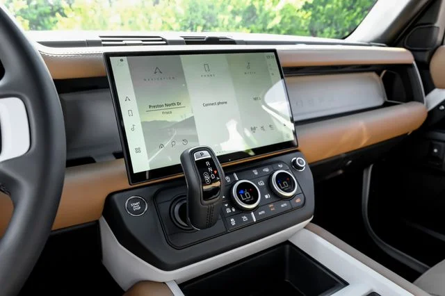 New 2026 White Land Rover S image 30