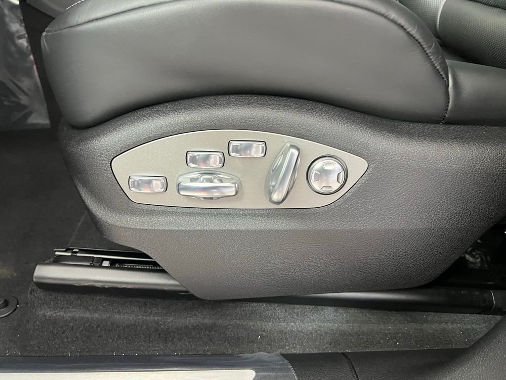 2026 Porsche Macan S - Photo 30