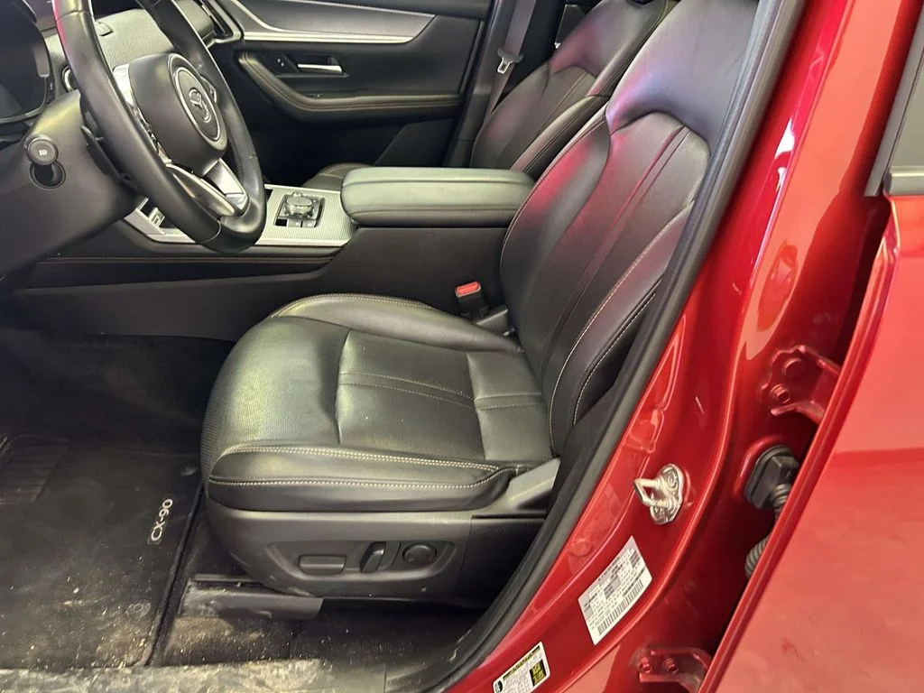 Used 2024 Red Mazda 3.3 Turbo Premium image 17