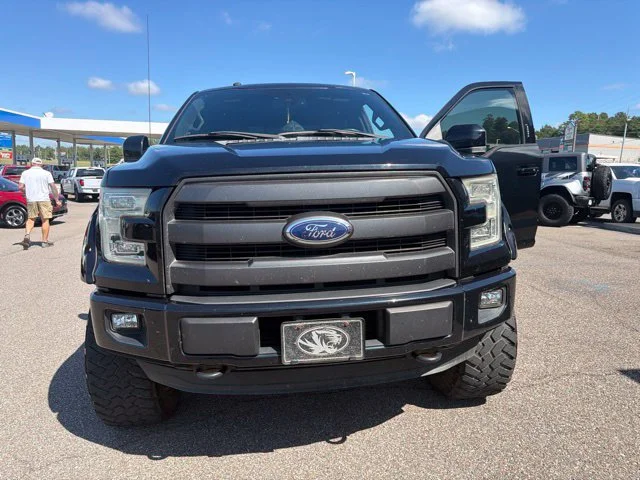 Used 2016 Black Ford Lariat image 18