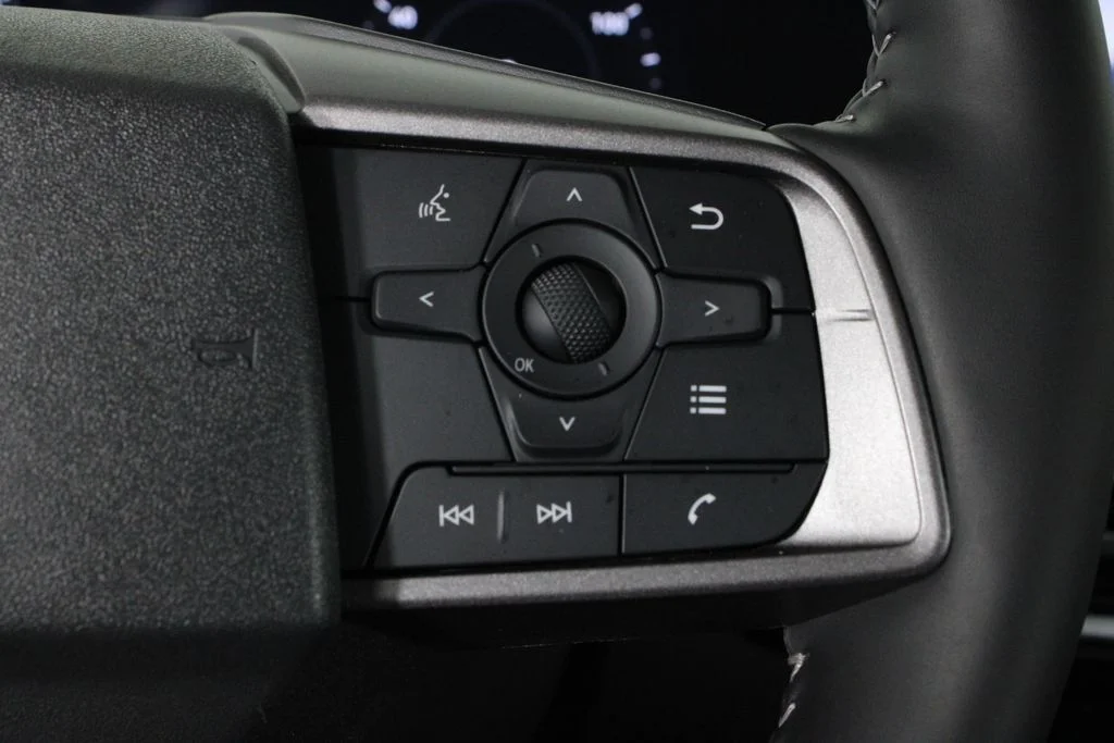 2026 Nissan Sentra SV - Photo 28