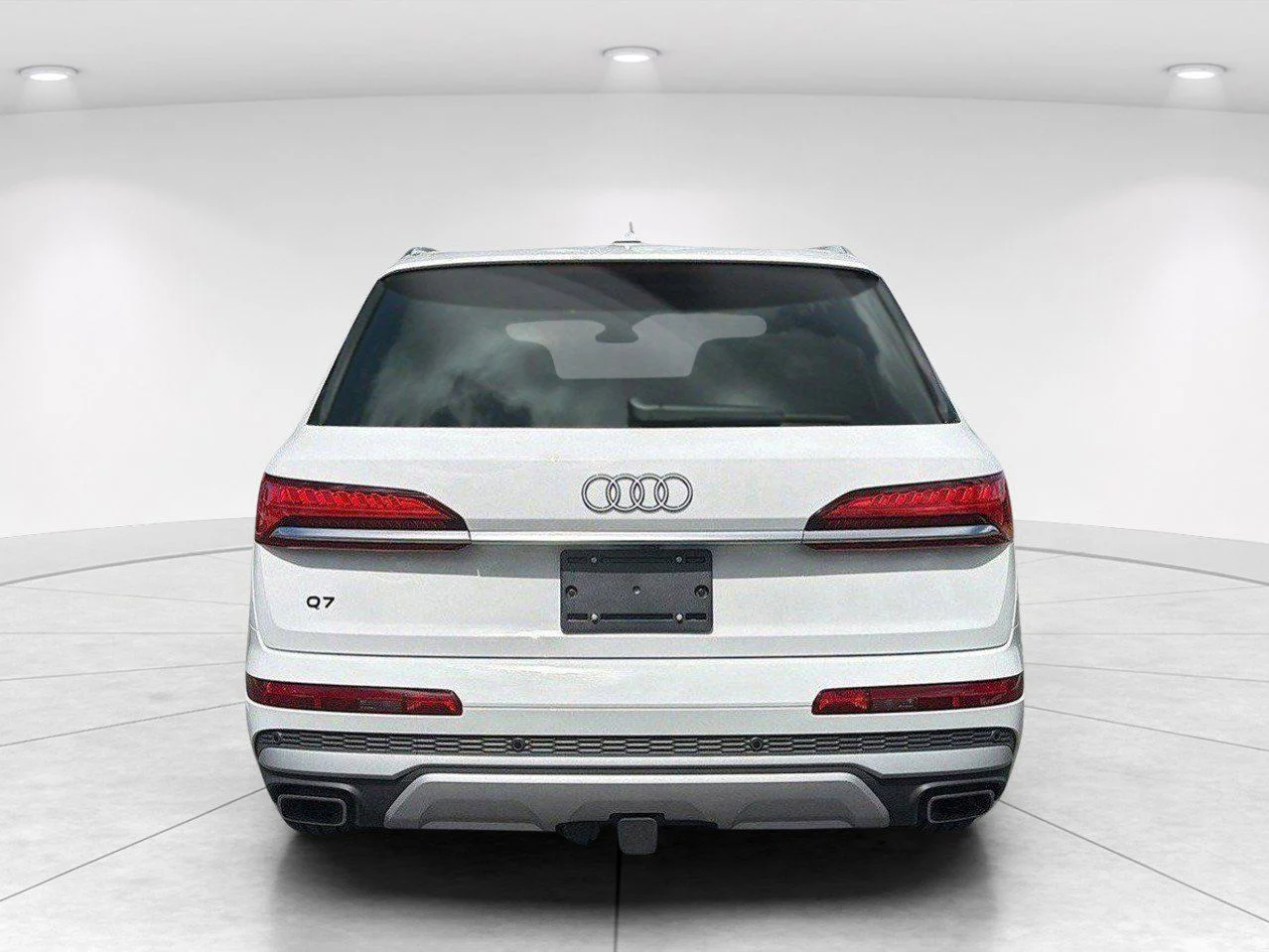 Used 2025 White Audi 55 Premium image 5