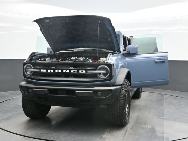 Used 2025 Gray Ford Outer Banks image 30