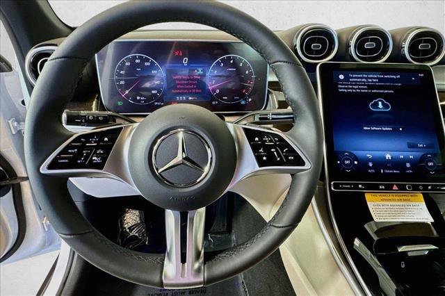 New 2026 Polar White Mercedes-Benz GLC 300 image 41