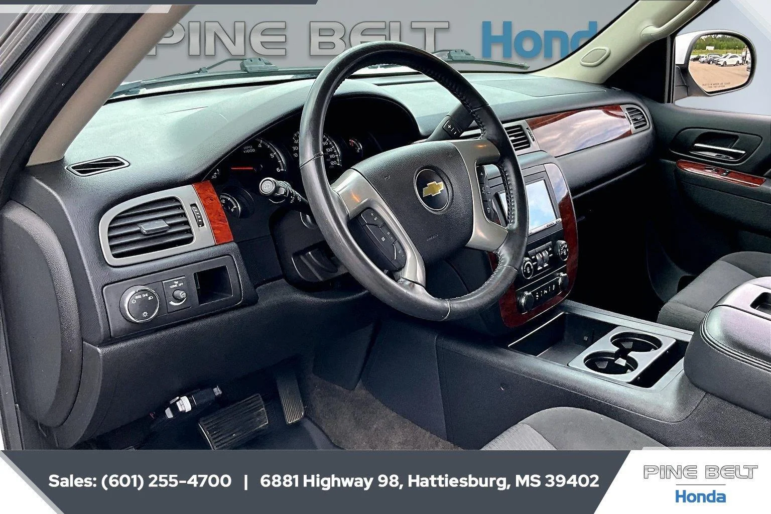 Used 2013 Summit White Chevrolet LS image 12