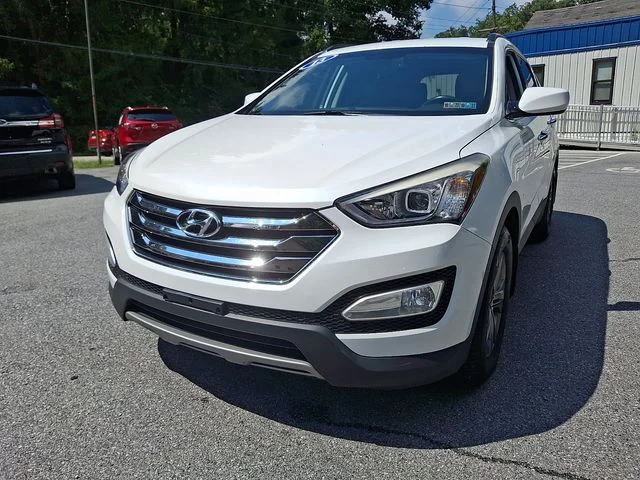 Used 2013 White Hyundai Base image 5