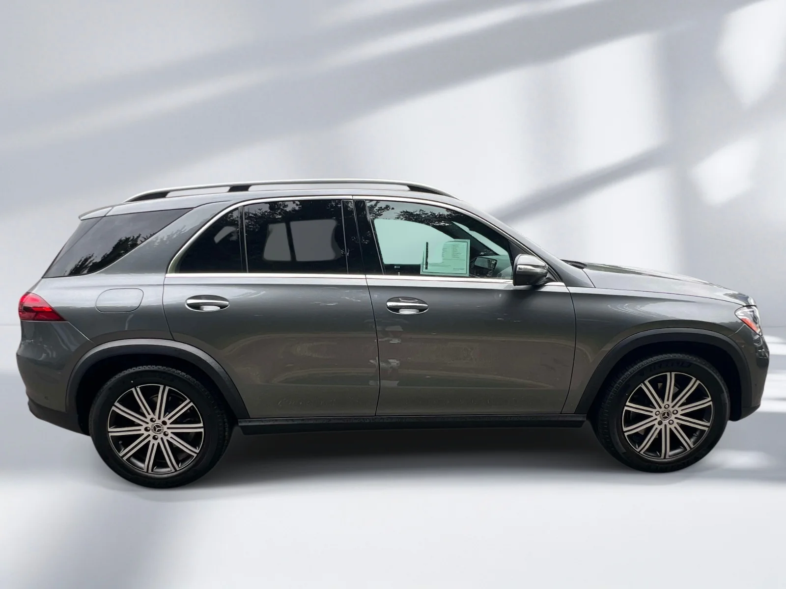 Used 2026  Mercedes-Benz GLE 350 image 3