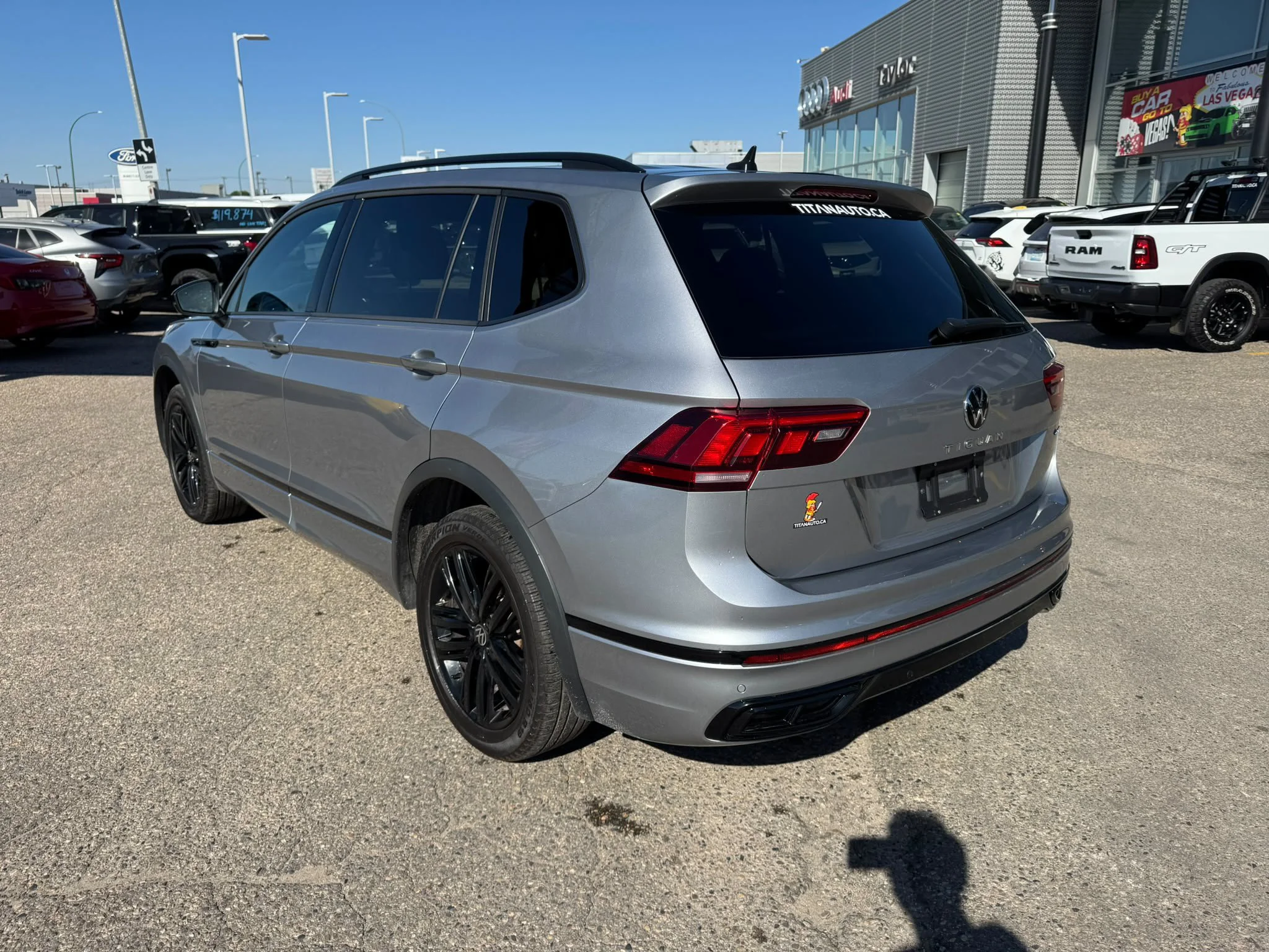 Certified Used 2022 Pyrite Silver Metallic Volkswagen Comfortline R-Line Black Edition*Adaptive Cruise | Remote Start | Htd Leather | Pano Roof | CarPlay image 12