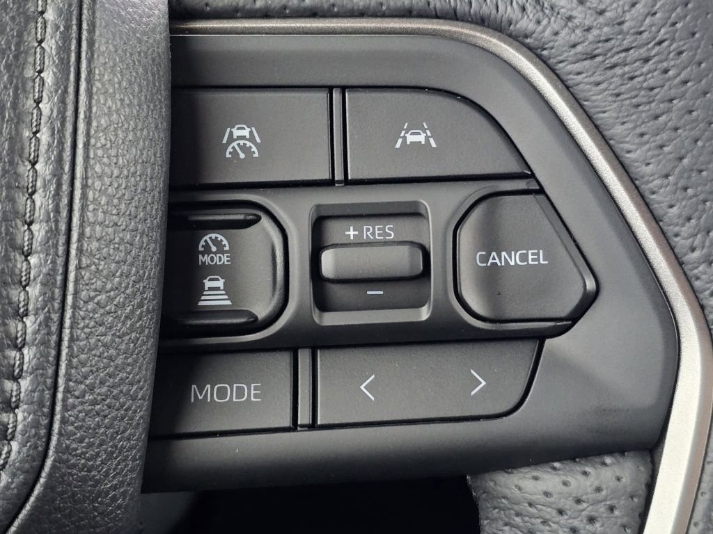 2025 Toyota Tacoma TRD Sport - Photo 13