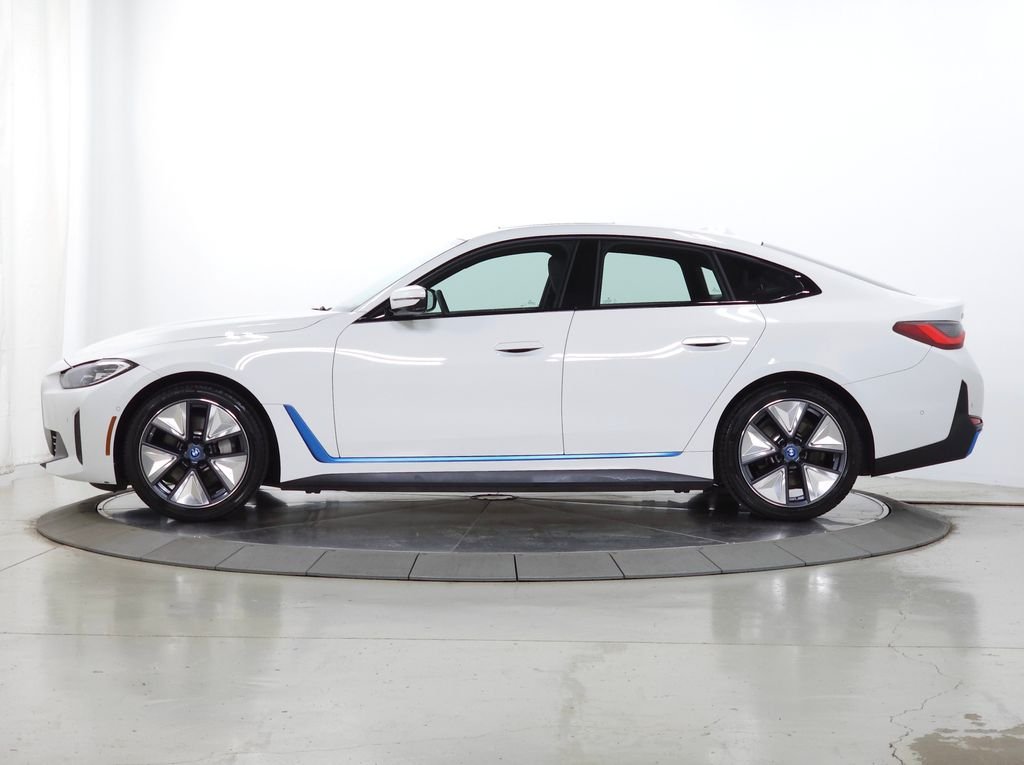 Used 2023 Alpine White BMW eDrive40 image 6