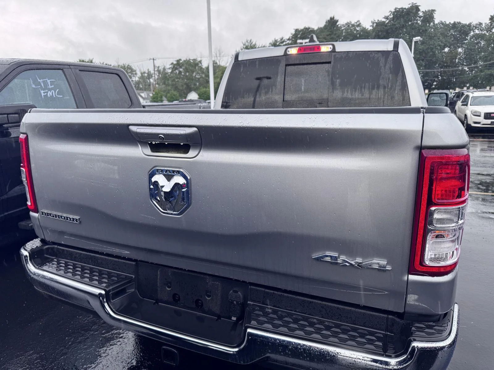 Used 2022 Billet Silver Metallic Clearcoat Ram Big Horn image 5