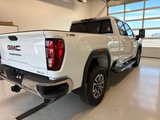 New 2026 Summit White GMC SLE image 14