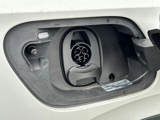 New 2026 Opal White Pearl Volkswagen Pro image 16