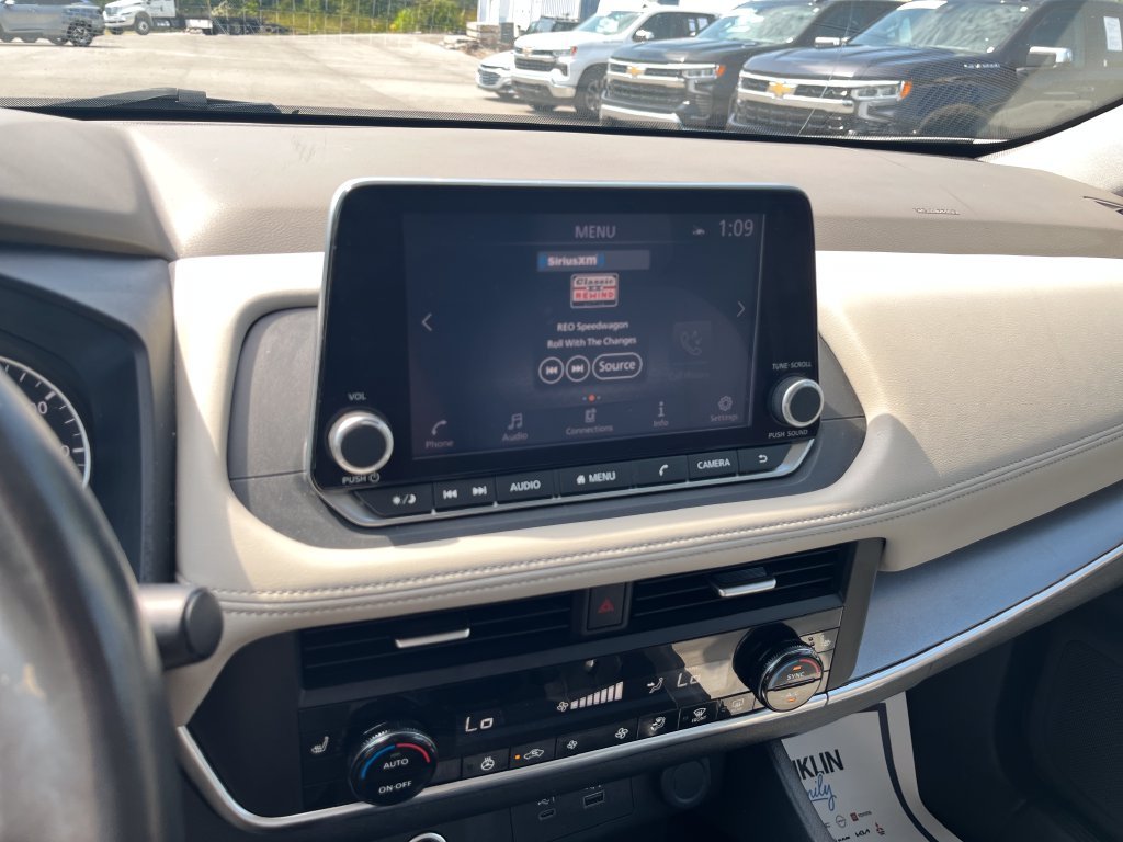 Certified Used 2023 White Nissan SV image 19