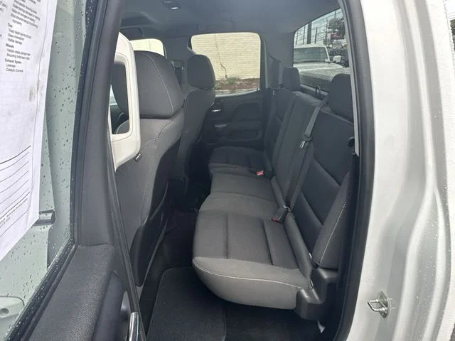 Used 2014 White GMC SLE image 21