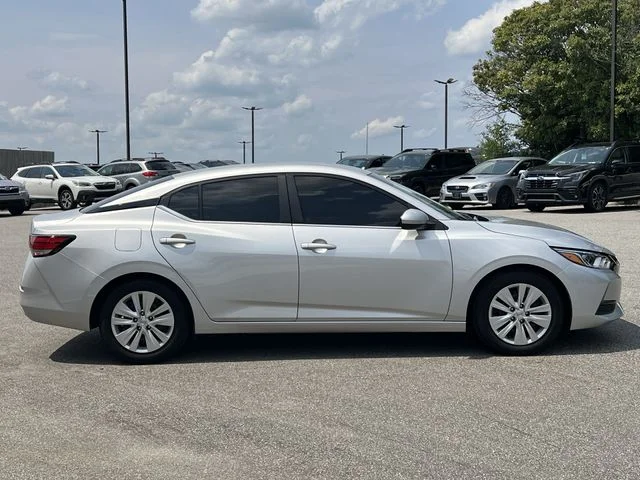 Used 2023 Silver Nissan S image 14