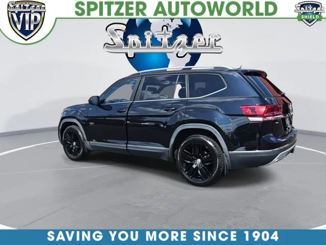 Used 2019 Black Volkswagen SEL image 6