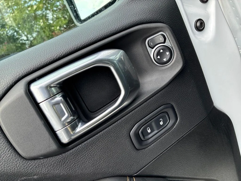 Used 2026 White Jeep Sahara image 13