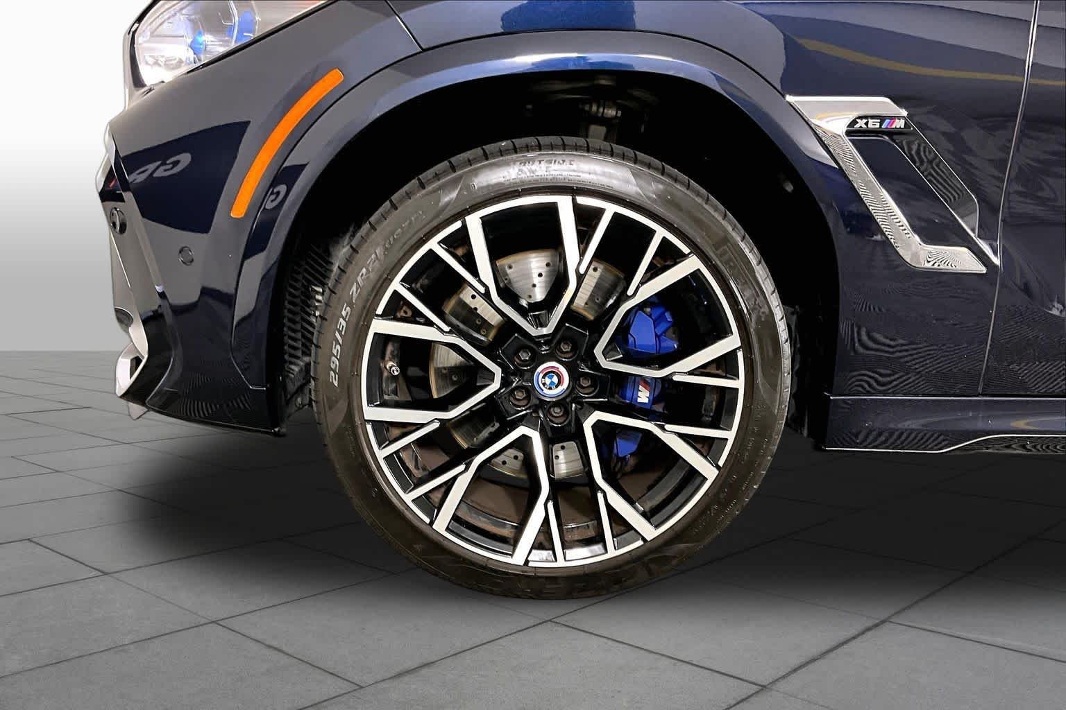 Certified Used 2023 Carbon Black Metallic BMW  image 10