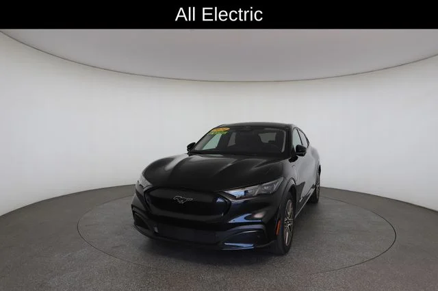 Used 2024 Black Ford Premium image 32