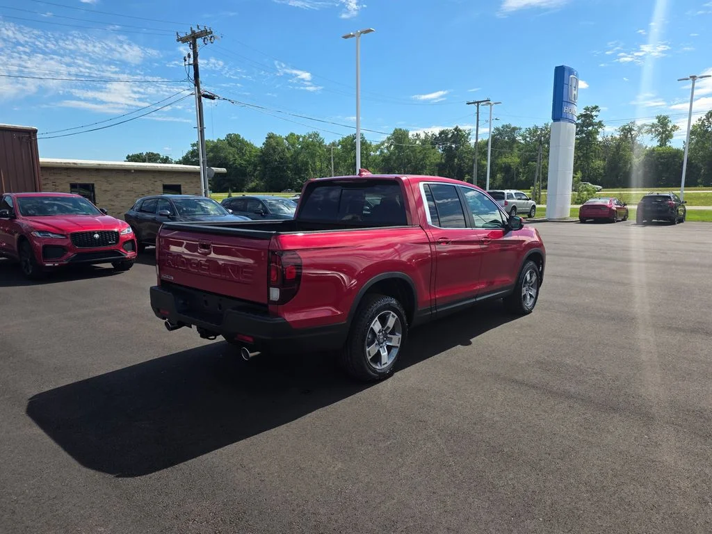 New 2026 Radiant Red Metallic II Honda RTL image 3