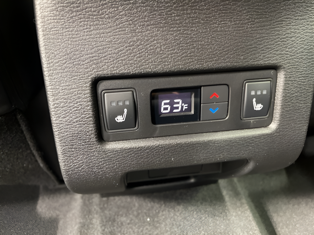 New 2026  Mitsubishi Black Edition image 28