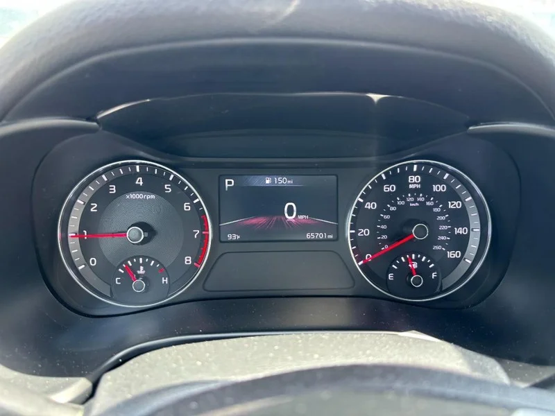 Used 2024 Steel Gray Kia LXS image 17
