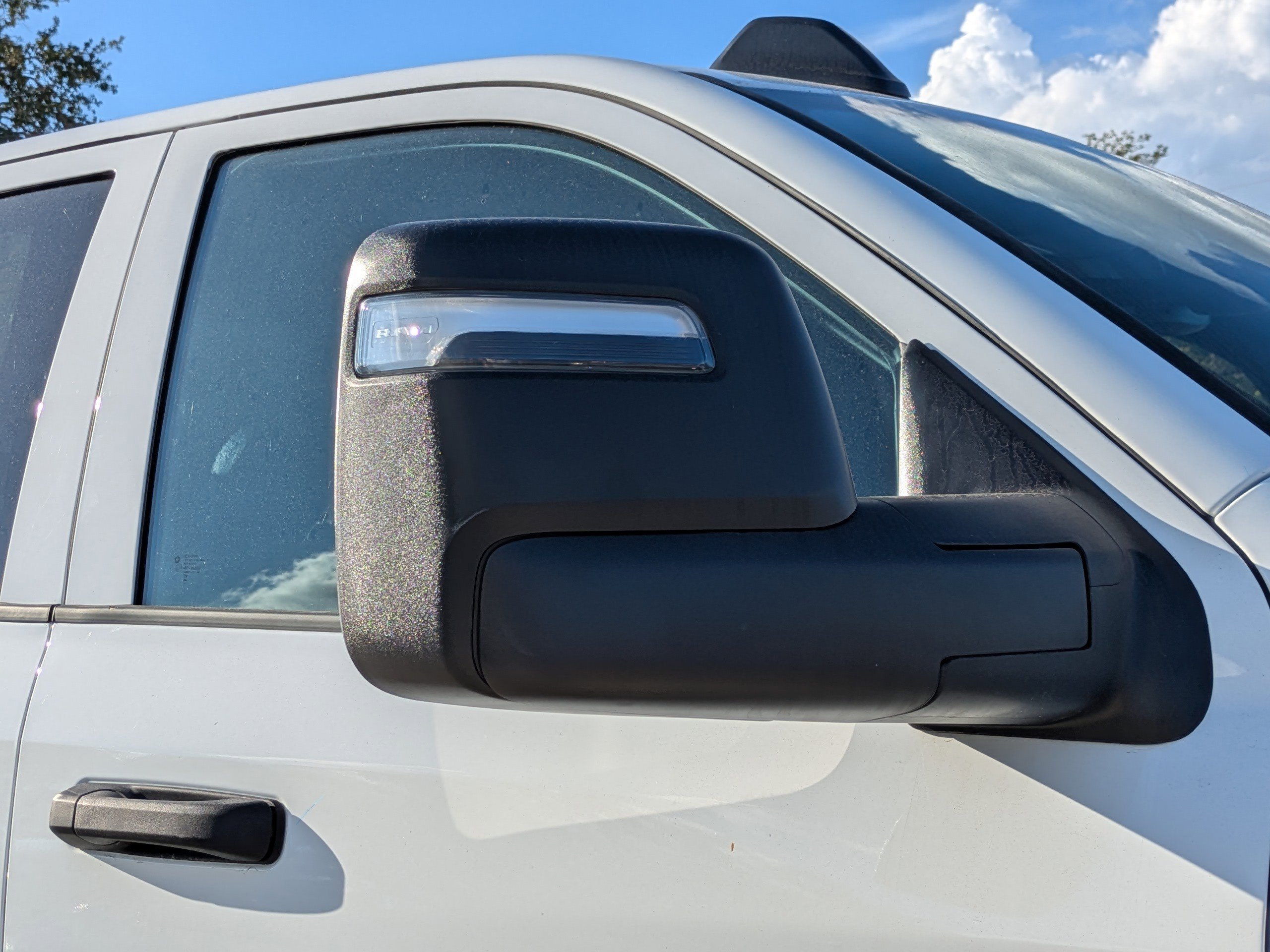 2025 RAM 2500 Tradesman - Photo 11