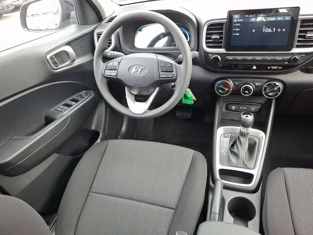 New 2026 Black Hyundai SE image 9