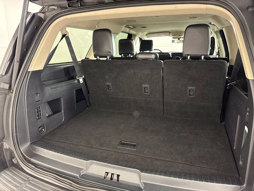 Used 2024 Gray Ford XLT image 19