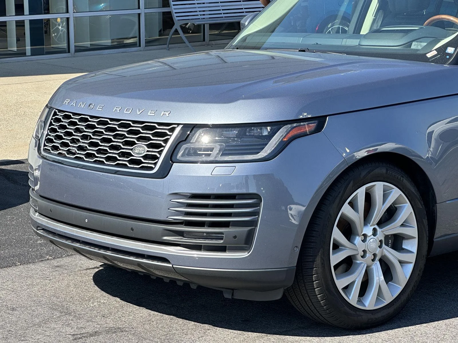 Used 2019 Byron Blue Metallic Land Rover HSE image 37
