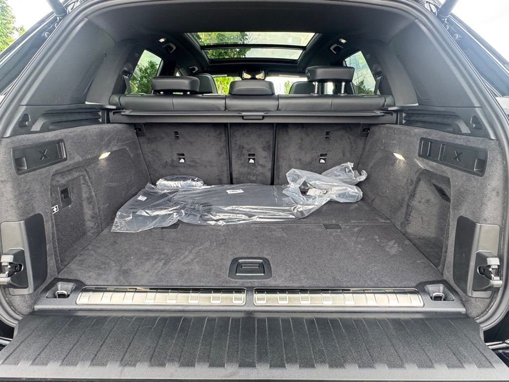 2026 BMW X5 50e - Photo 27