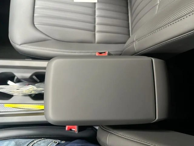 New 2027 Brown Kia X-Line S image 22
