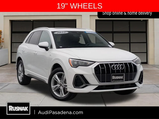 2022 Audi Q3 Premium