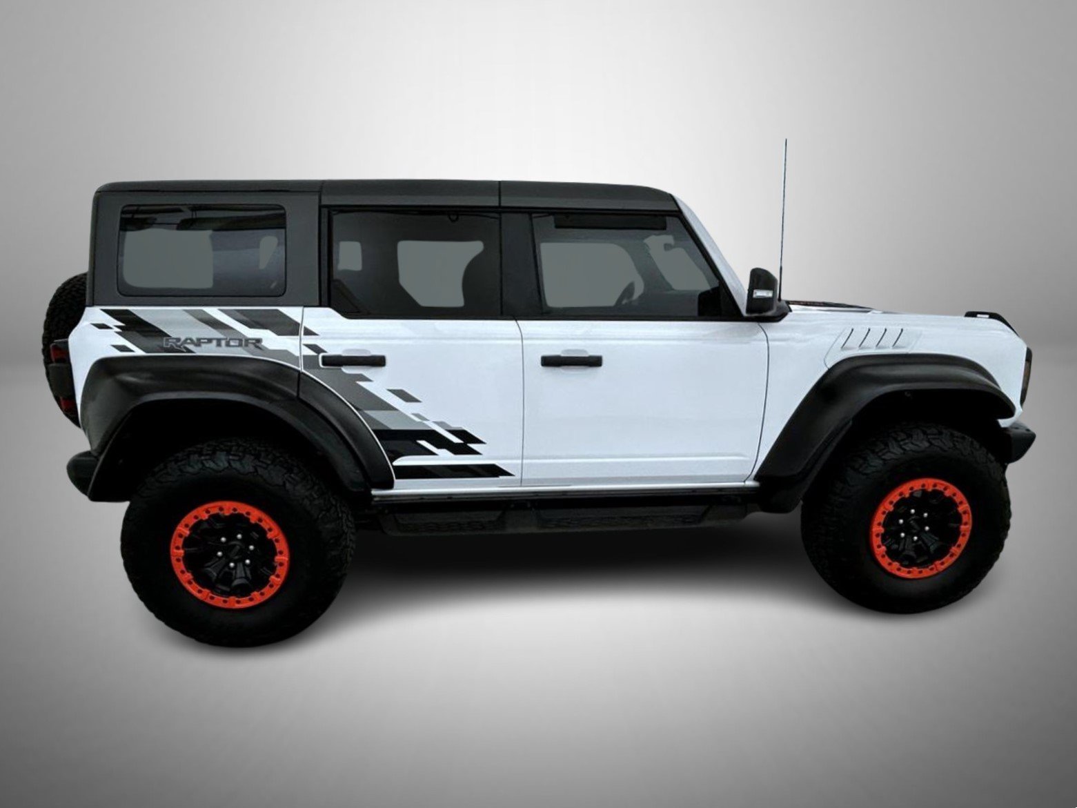 Used 2024 White Ford Raptor image 4
