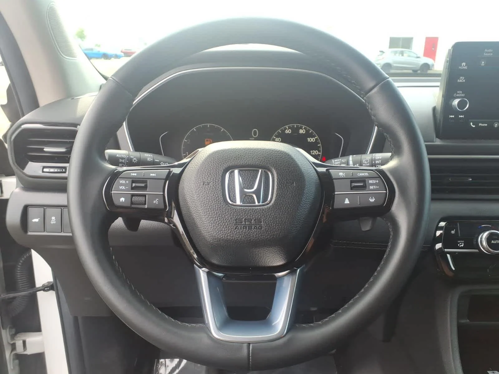 Certified Used 2025 Platinum White Pearl Honda EX-L image 24