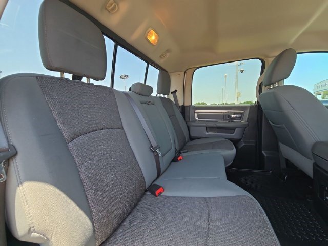 Used 2016 Bright White Clearcoat Ram Lone Star image 27