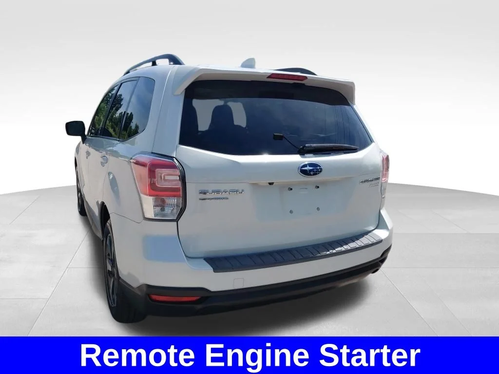 Used 2017 White Subaru 2.5i Premium image 13
