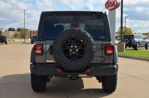 2026 Jeep Wrangler 2-Door Willys - Photo 15