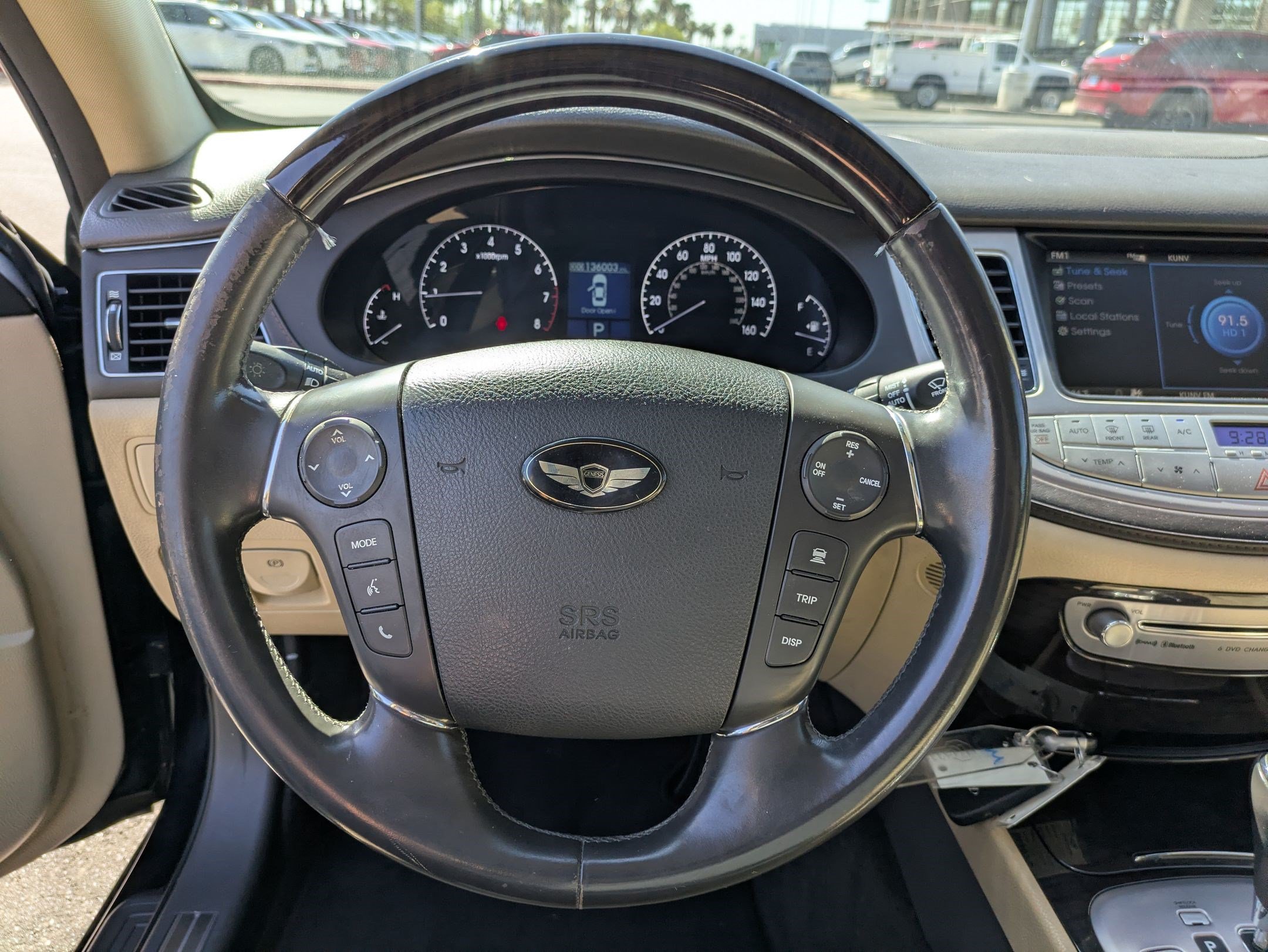 Used 2011 Black Noir Pearl Hyundai 4.6 image 16