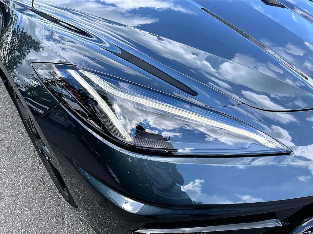 Used 2020 Shadow Gray Metallic Chevrolet Stingray image 29