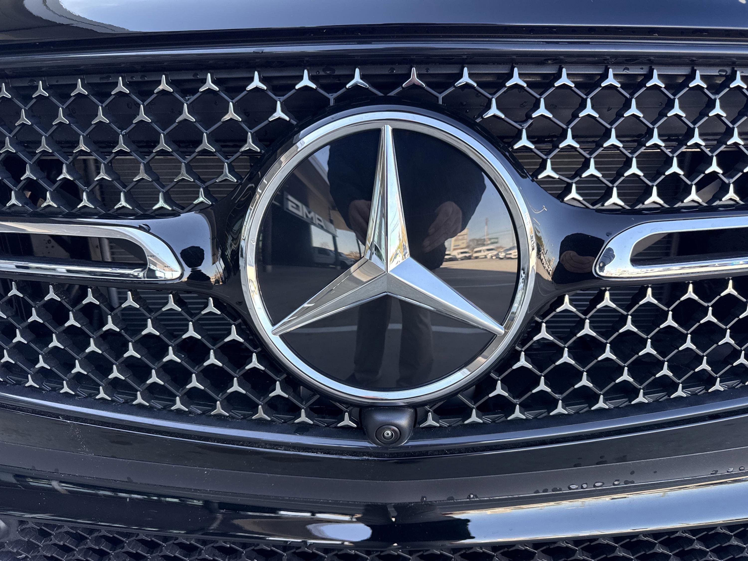 Certified Used 2026 Black Mercedes-Benz GLC 300 image 10