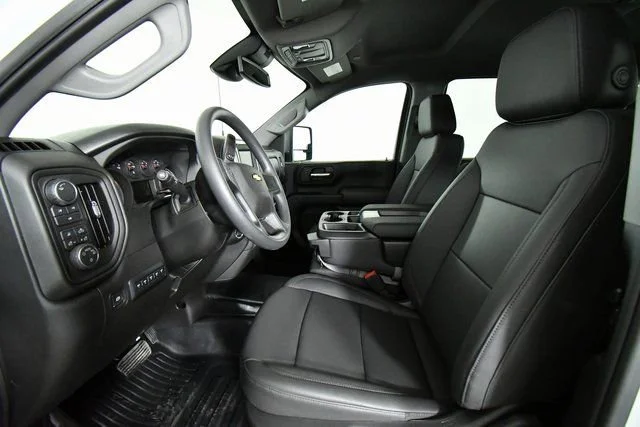 New 2026 Summit White Chevrolet Work Truck image 5