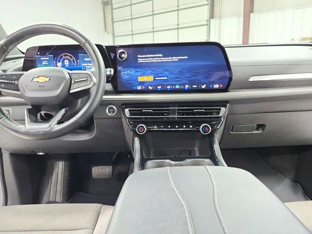 Used 2025 Gray Chevrolet LT image 24