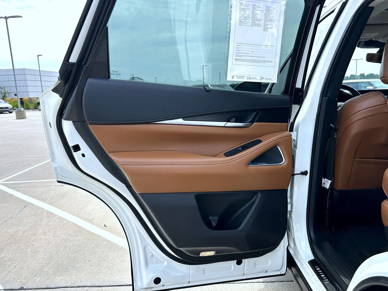 Certified Used 2023 White INFINITI Sensory image 22