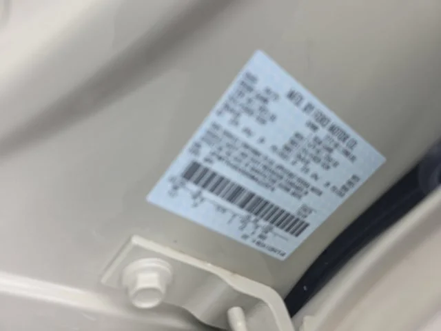 Used 2025 Beige Ford GT image 36