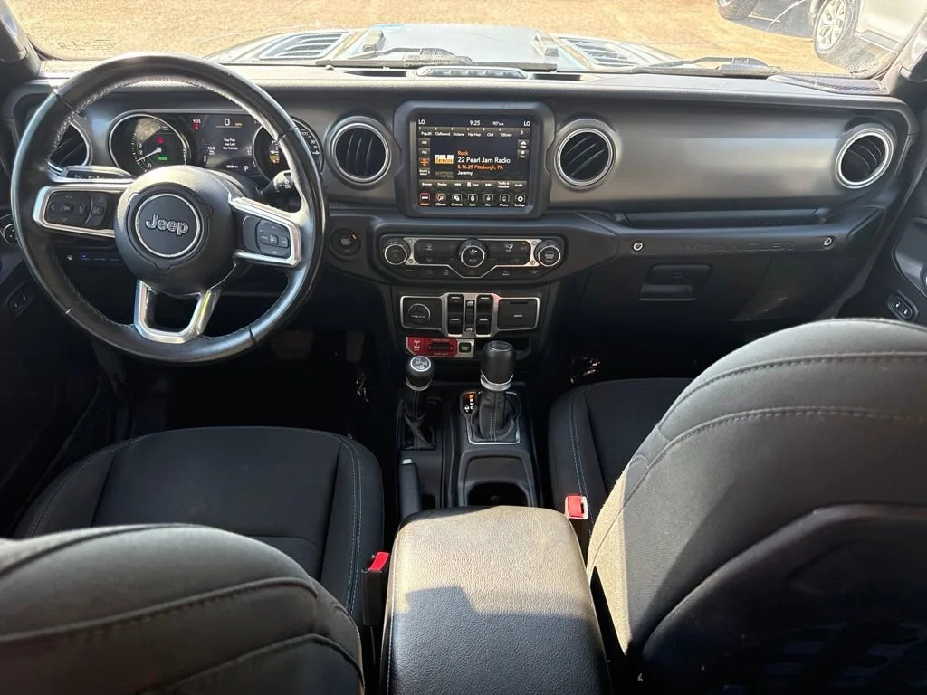 Used 2022 Gray Jeep Unlimited Rubicon image 12
