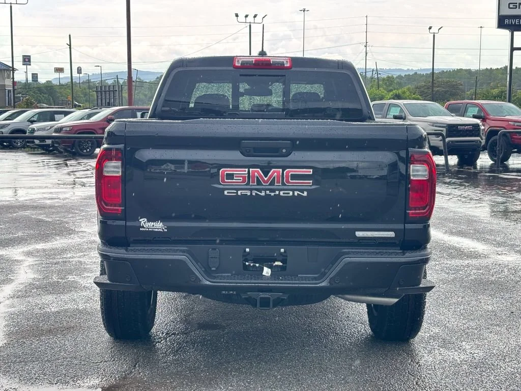 New 2026 Onyx Black GMC Elevation image 7