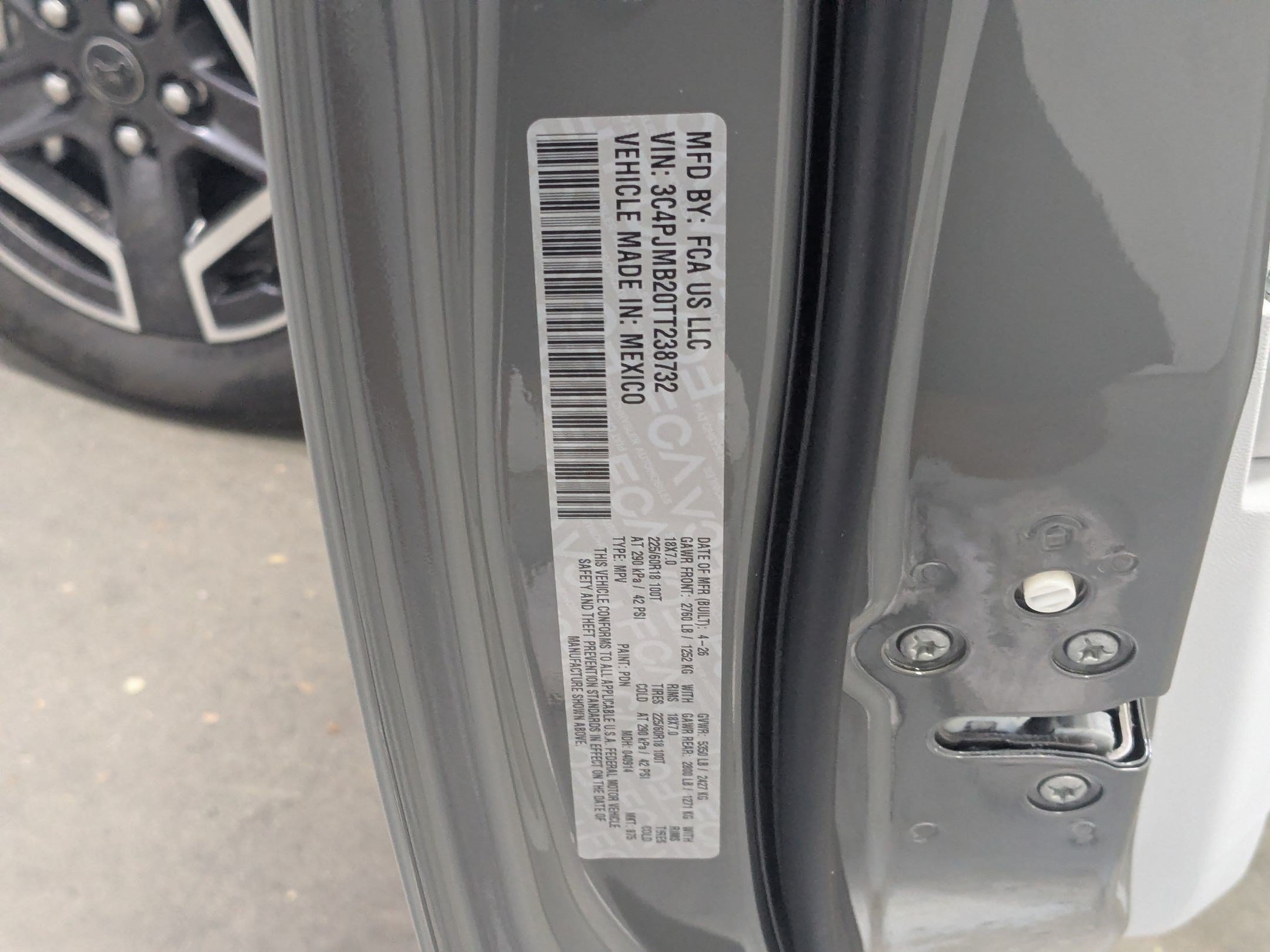New 2026 Sting-Gray Clearcoat Jeep Laredo image 20